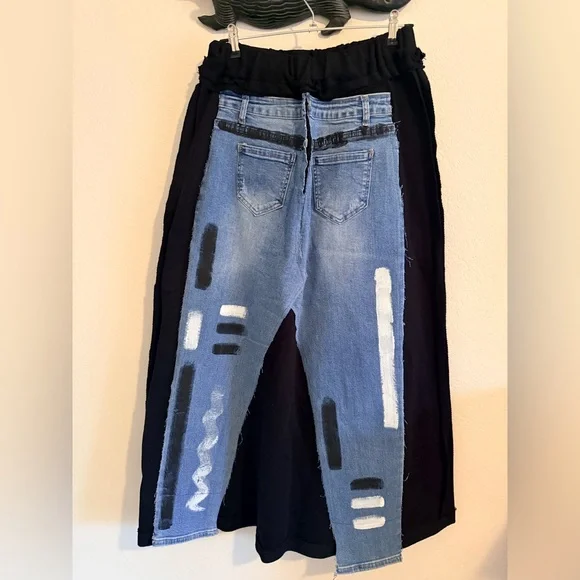 Stylish Blue Jeans and Black Women's Skirt - Picture 5 of 7